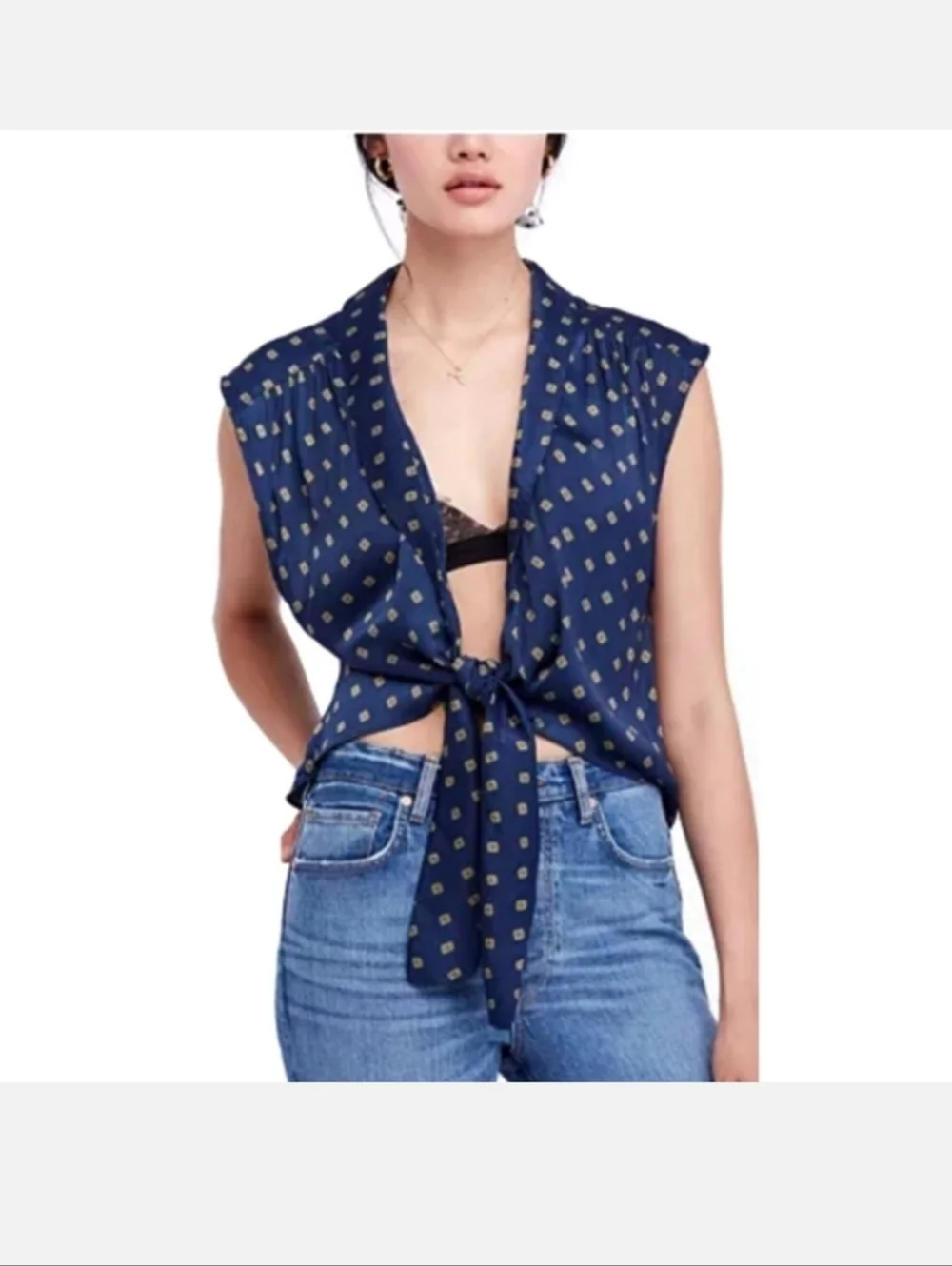NWT Free People Blue Printed Sleeveless Tie-Front Shirt Size M - Picture 2 of 4